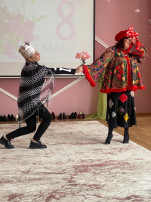 Праздник мам! Праздник мам!.