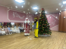 Новогодний утренник в подгот.группе Новогодний утренник в подгот.группе.